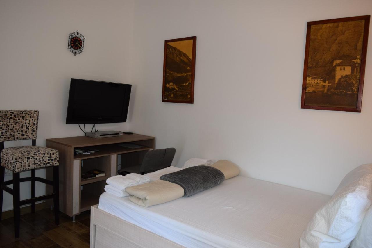 Apartmani Bobo Kotor Exterior photo