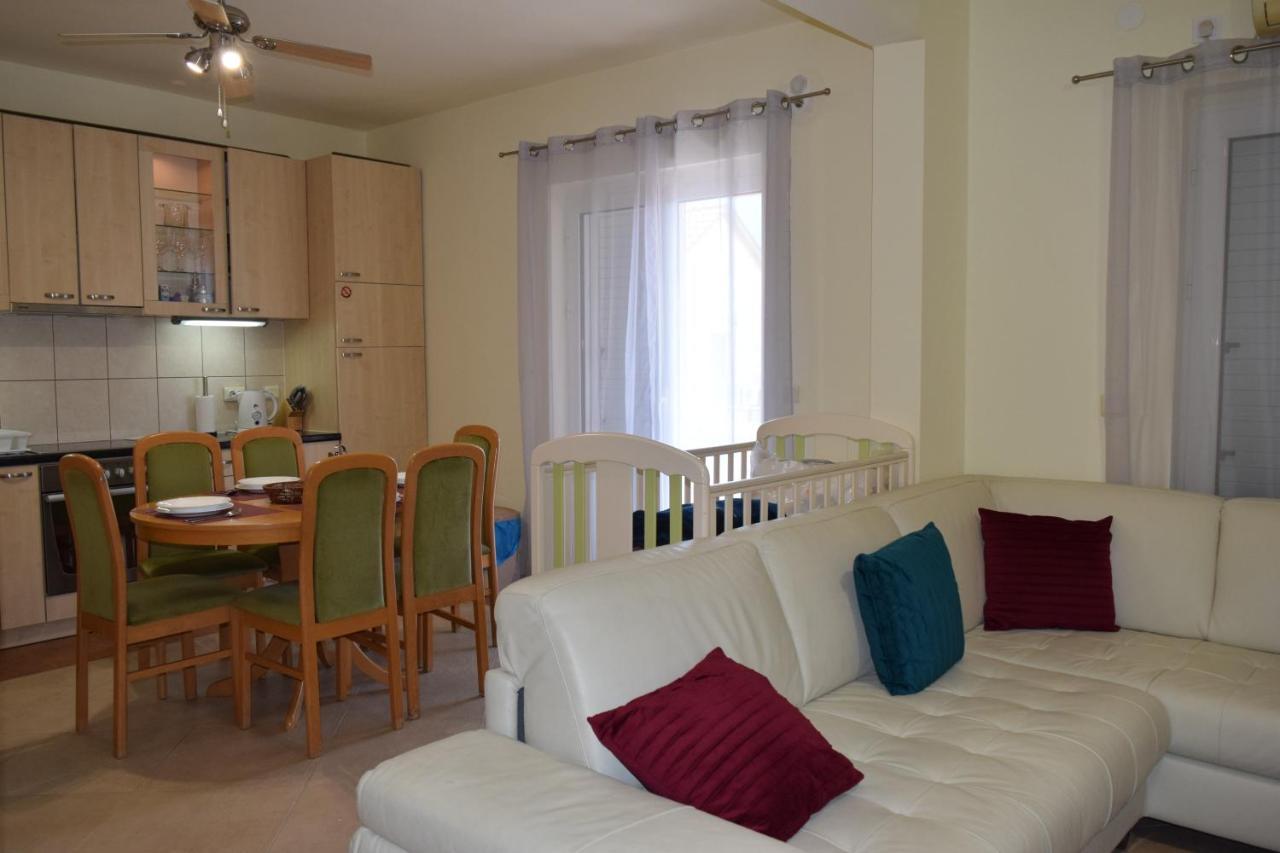 Apartmani Bobo Kotor Exterior photo