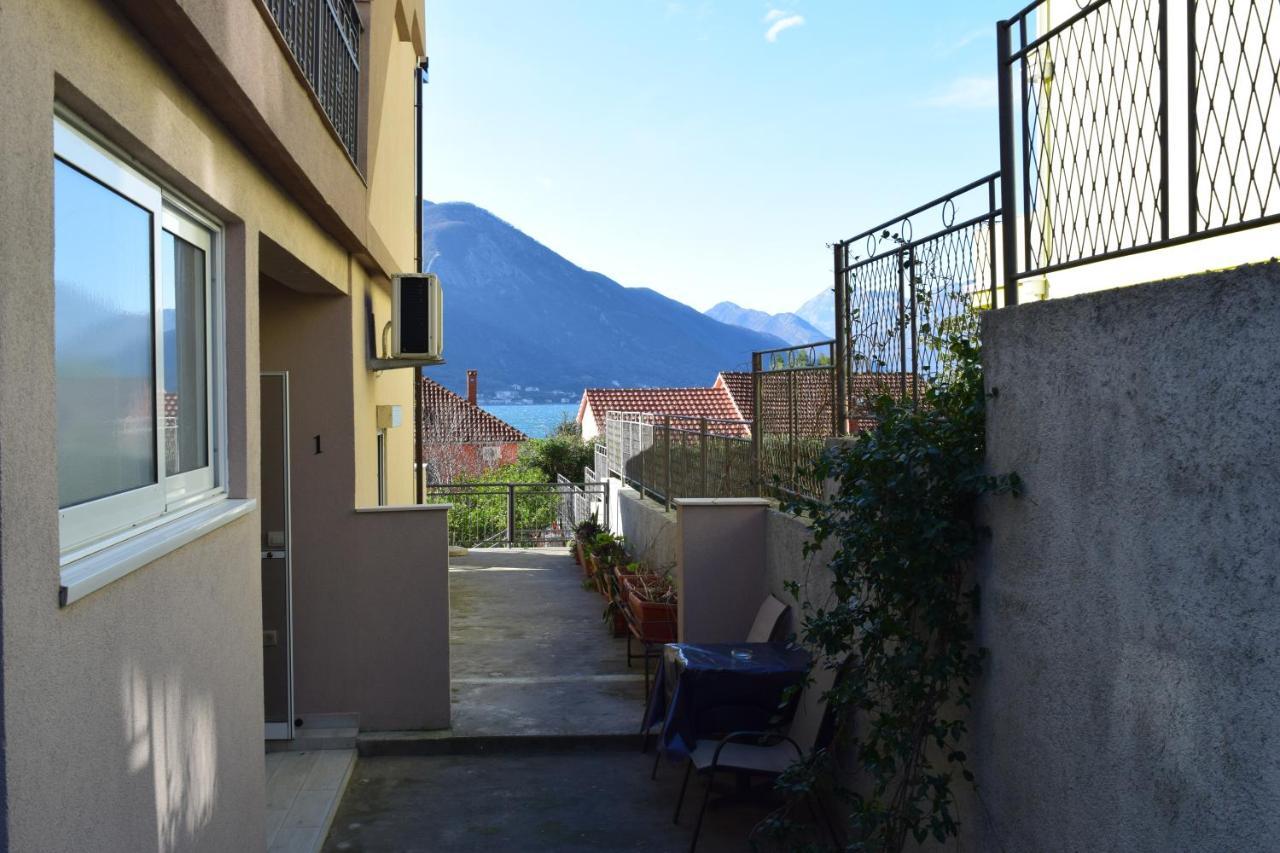 Apartmani Bobo Kotor Exterior photo