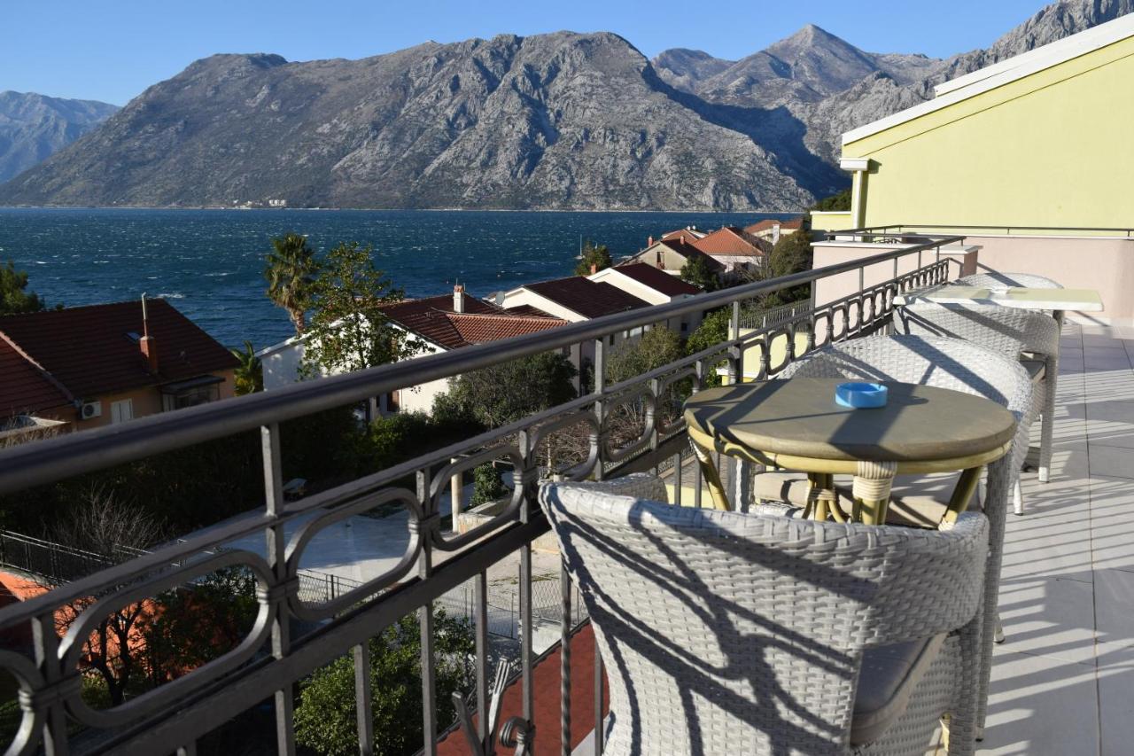 Apartmani Bobo Kotor Exterior photo