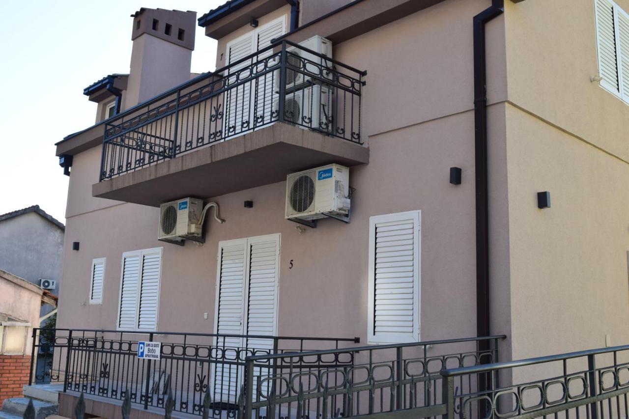 Apartmani Bobo Kotor Exterior photo