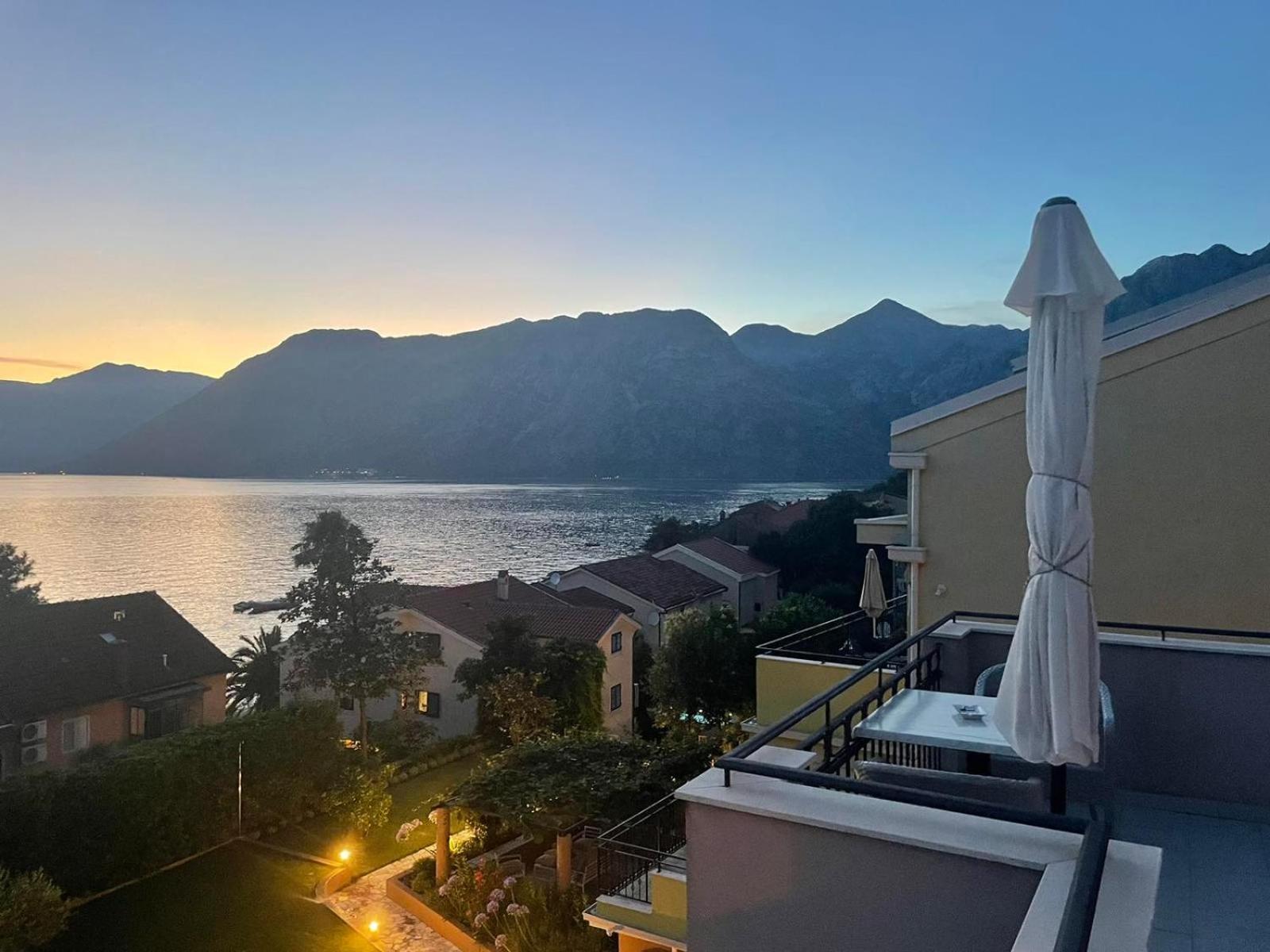 Apartmani Bobo Kotor Exterior photo